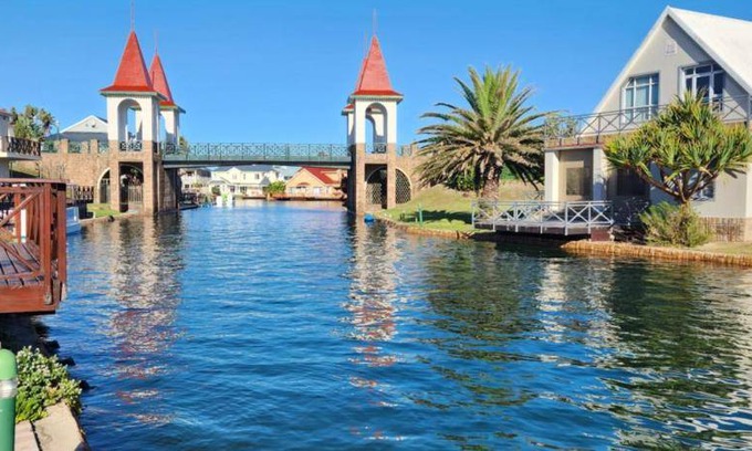 Marina Martinique Apartment | 60 m² Apartment ∙ 2 bedrooms ∙ 4 guests