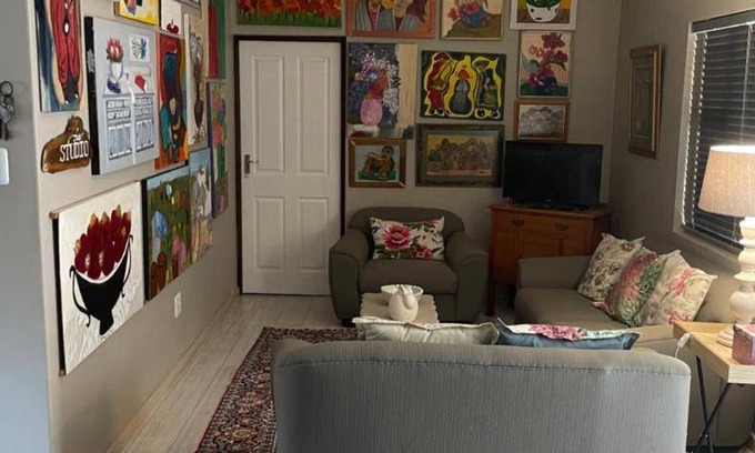 Colchester Apartment | 60 m² Apartment ∙ 2 bedrooms ∙ 4 guests