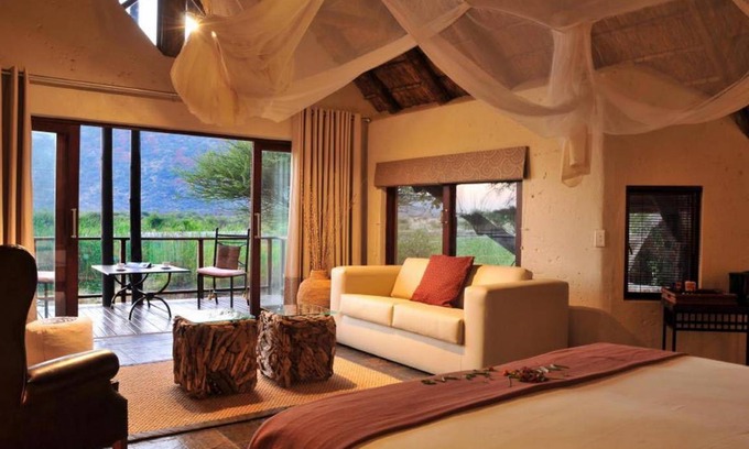 Madikwe Game Reserve Cabin | 60 m² Lodge ∙ 127 guests