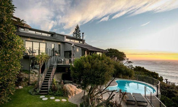 Hout Bay Villa | 600 m² Villa ∙ 5 bedrooms ∙ 10 guests