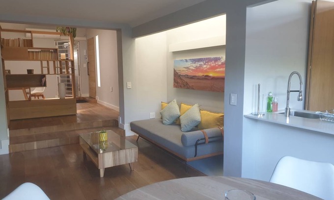 Plumstead House | 62 m² House ∙ 2 bedrooms ∙ 3 guests