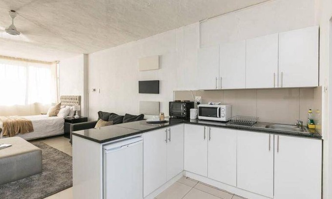 Greater Johannesburg Metropolitan Area Apartment | 65 m² Apartment ∙ 6 guests