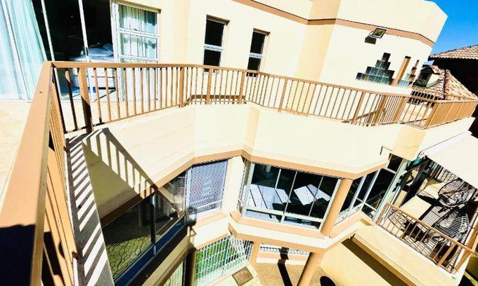 Welgemoed Hotel | 65 m² Hotel ∙ 2 guests