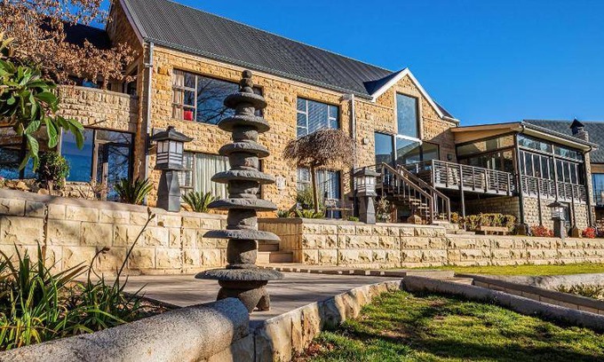 Clarens Bed & Breakfast | 70 m² Bed and breakfast ∙ 127 guests