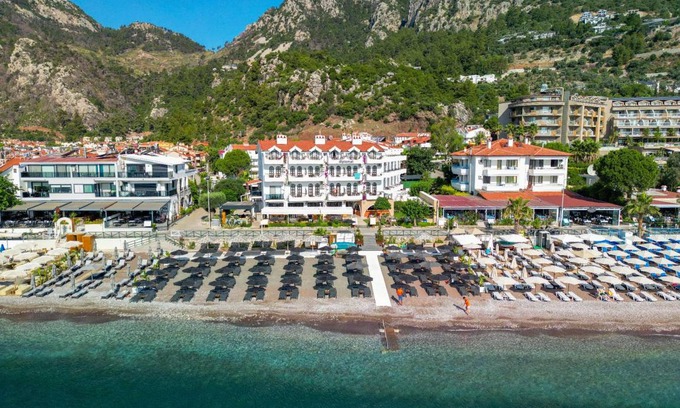 Turunc Hotel | 70 m² Hotel ∙ 2 bedrooms ∙ 127 guests