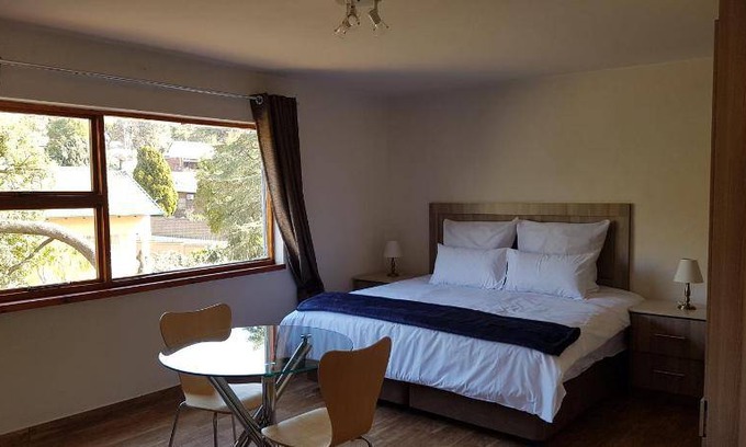 Greater Johannesburg Metropolitan Area Apartment | 70 m² Serviced apartment ∙ 7 guests