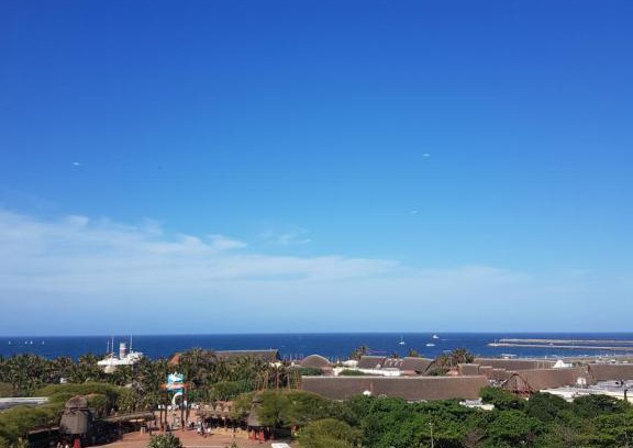 Durban Point Apartment | 71 The Spinnaker 3 bed Waterfront Apartment