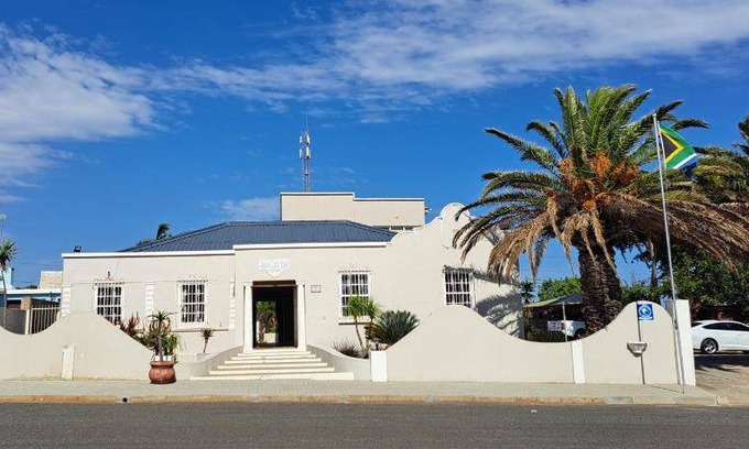 Lambert's Bay Bed & Breakfast | 72 m² Bed and breakfast ∙ 6 guests