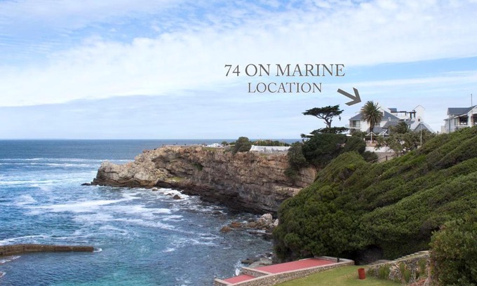 Hermanus City-Centre Apartment | 74 on Marine