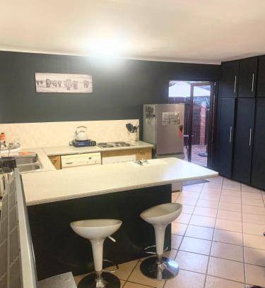 Parklands House | 75 m² House ∙ 1 bedroom ∙ 2 guests