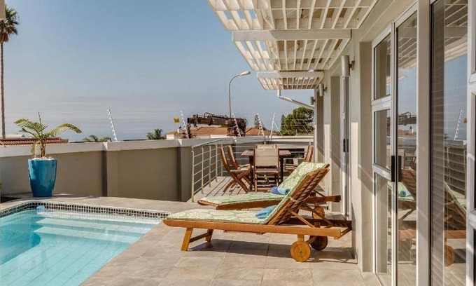 Humewood Villa | 75 m² Villa ∙ 2 bedrooms ∙ 4 guests