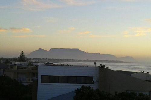 Melkbosstrand Apartment | 80 m² Apartment ∙ 2 bedrooms ∙ 4 guests