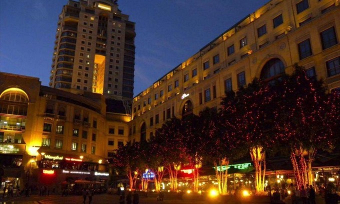 Sandown Apartment | 801 Michelangelo Towers