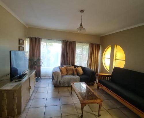 Pretoria Apartment | 90 m² Apartment ∙ 1 bedroom ∙ 4 guests