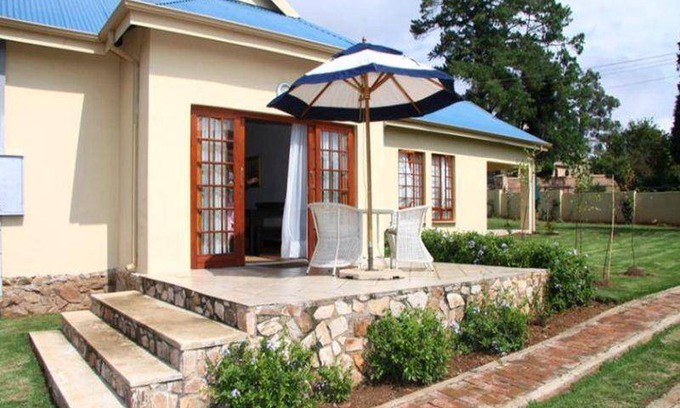 Dullstroom Bed & Breakfast | 90 m² Bed and breakfast ∙ 3 bedrooms ∙ 6 guests