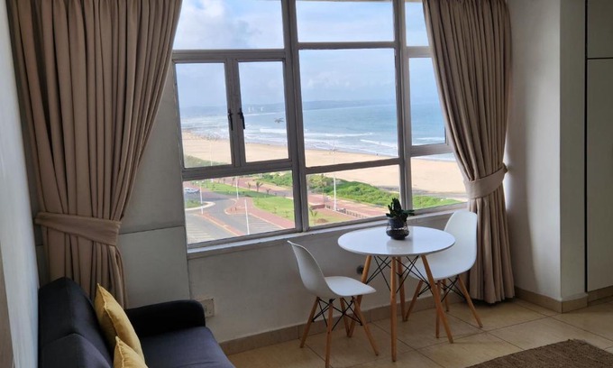 South Beach Apartment | 904 Tenbury Beach Apartment