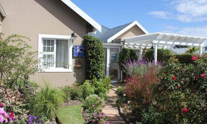 Sedgefield House | 98 m² House ∙ 2 bedrooms ∙ 5 guests