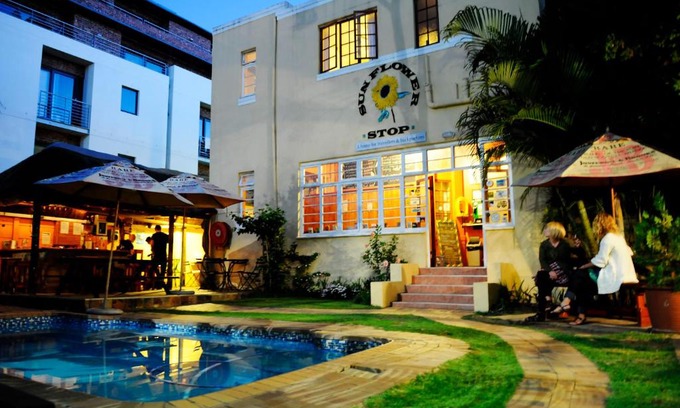 Green Point Hostel | A Sunflower Stop Backpackers
