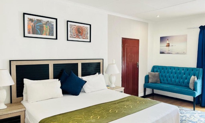 Kempton Park House | Airport Royal Guest House
