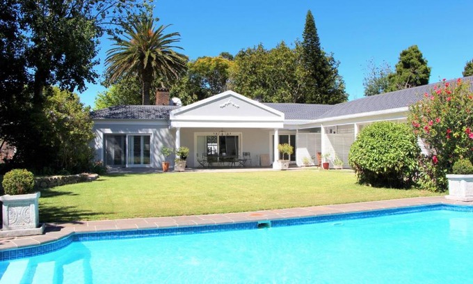 Alphen Cabin | Alphen Lodge Constantia