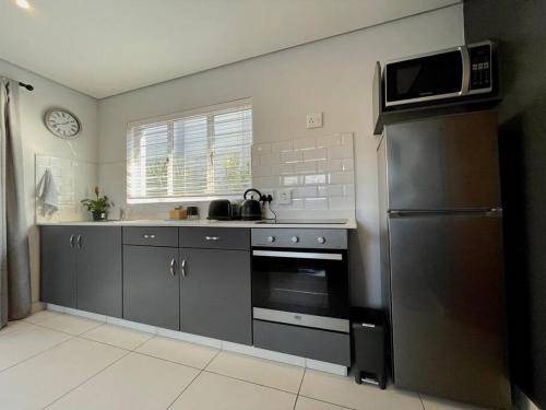 Durban North Apartment | Apartment ∙ 1 bedroom ∙ 2 guests