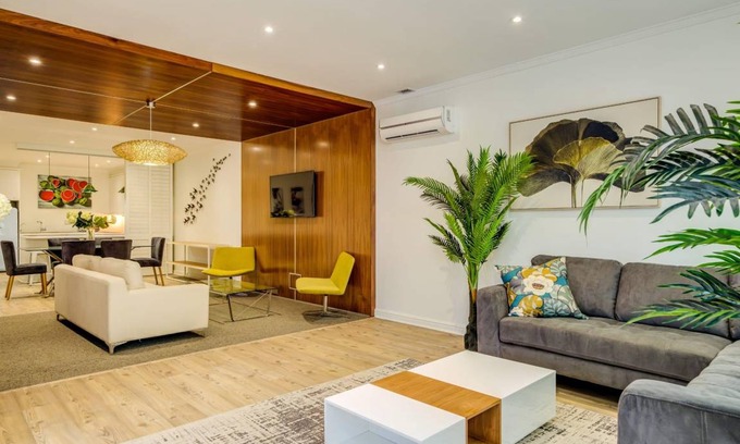 Mouille Point Apartment | Apartment ∙ 2 bedrooms ∙ 4 guests