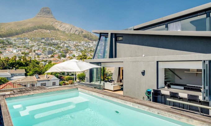Sea Point Apartment | Apartment ∙ 3 bedrooms ∙ 6 guests