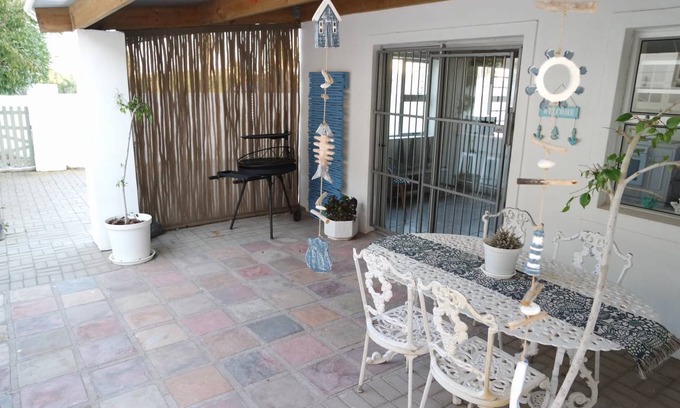 Stompneusbaai Apartment | Apartment ∙ 4 guests