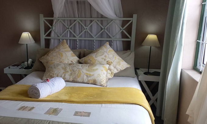 Bredasdorp Apartment | Apartment ∙ 8 guests