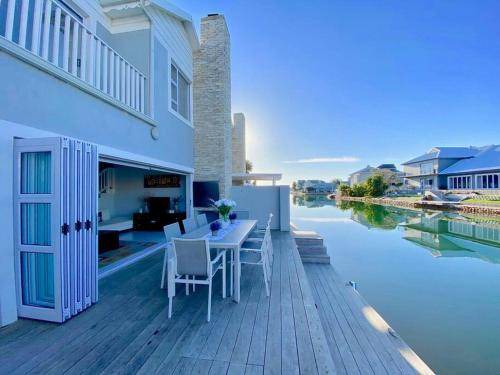 Marina Martinique Apartment | Apartment ∙ 3 bedrooms ∙ 6 guests