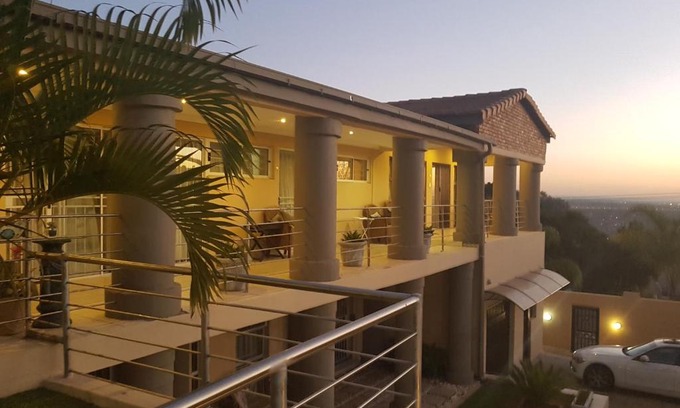 Pretoria House | Aquila Guest House