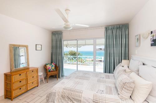 Shaka's Rock Apartment | Aruba 16