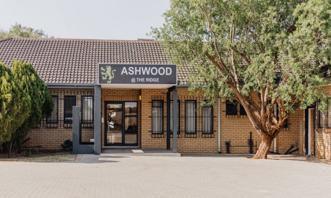 Universitas House | Ashwood Guesthouse The Ridge