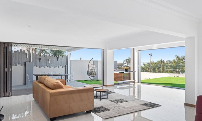 Durban North House | At 40 Oceanview - Four Bedroom House, Sleeps 8