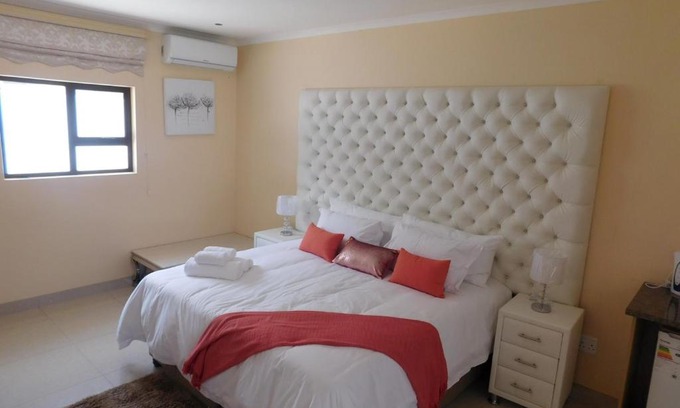 Beacon Bay Bed & Breakfast | Avalon Lodge