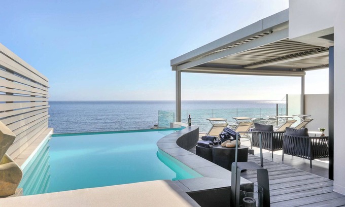 Camps Bay Apartment | Barley Beach Luxury Penthouse - Camps Bay