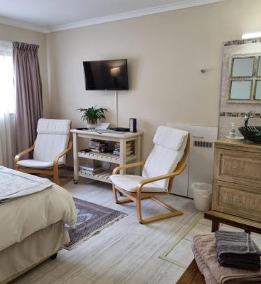Somerset West Apartment | Barlinka lane Selfcatering flatlet , Somerset West