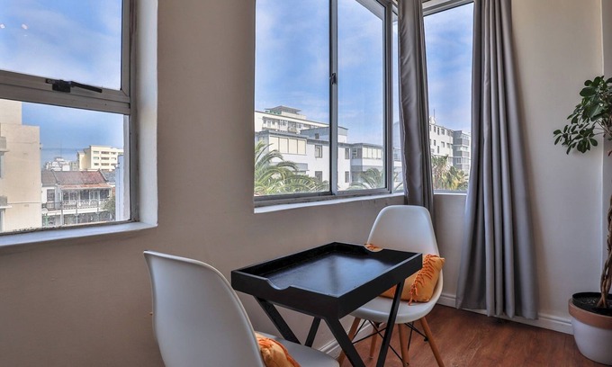 Three Anchor Bay Apartment | Bay West 204 by CTHA