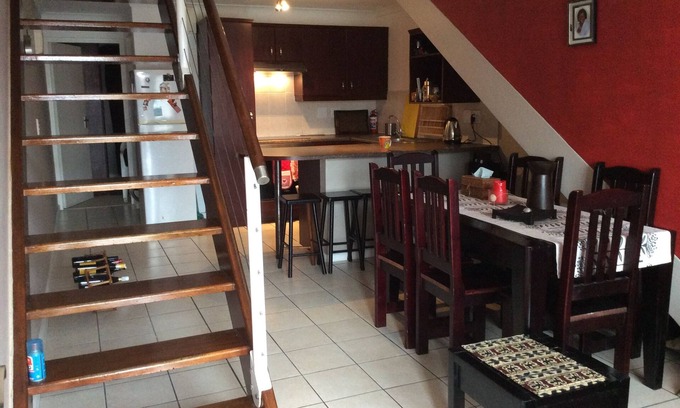 Fish Hoek Condo | Beach apartment near the