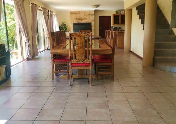 Trawal House | Big Family/Group Summer Vacation-Cape Town, South Africa