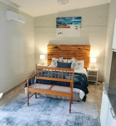 Strand Apartment | Breakaway Base