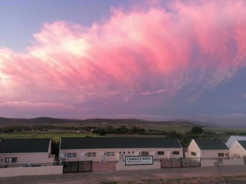 Oudtshoorn Apartment | Cango's Rest