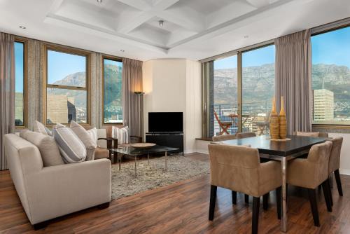 Cape Town City Centre Apartment | Cartwrights Corner Apartments