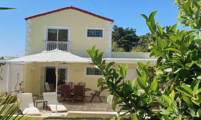 Constantia House | Charming fully fitted double storey Cottage near Constantia Village