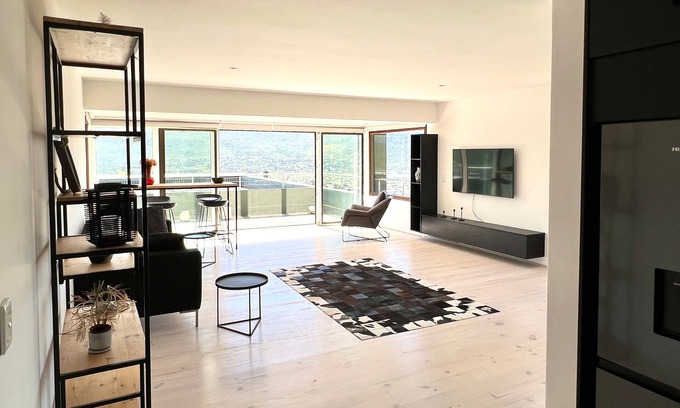 Fish Hoek Apartment | Cozy 1-bedroom with WiFi and AC in charming Cape Town