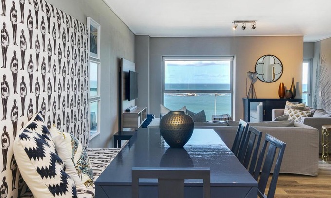 Clifton Apartment | Dunmore Breeze