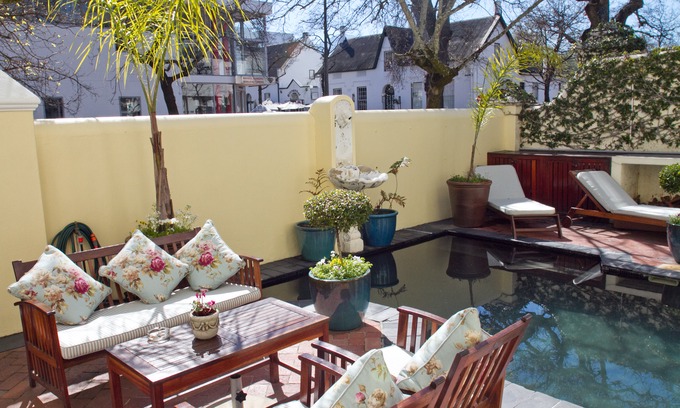 Stellenbosch Central Hotel | Eendracht Apartments