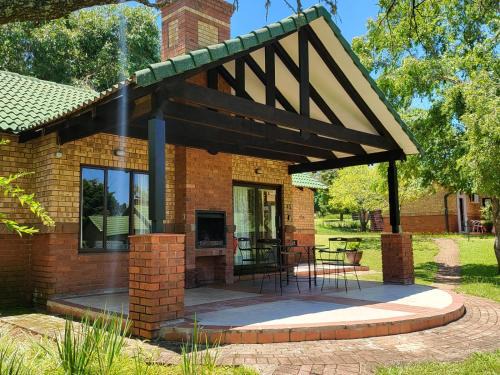 White River House | FamilyQuest Accommodation