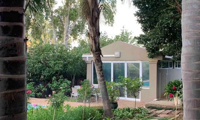 Bloemfontein House | Fiori Rosa