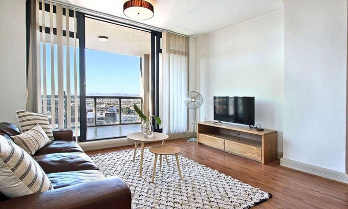 Cape Town City Centre Apartment | Four seasons 1306